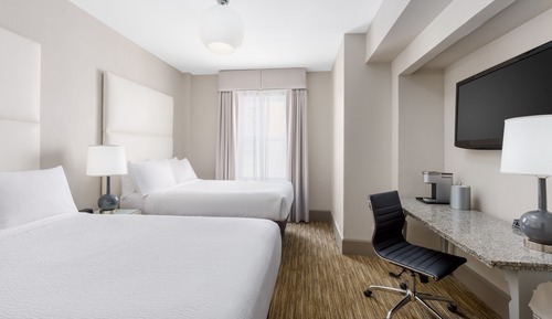 Standard Room, 2 Double Beds, Roll-in Shower (Mobility)