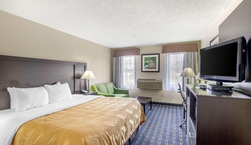 Standard Room, 1 King Bed, Non Smoking