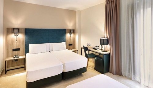 Classic Triple Room