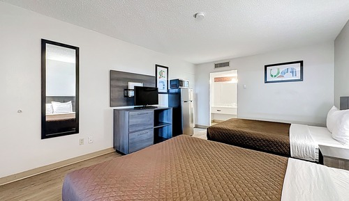 Standard Room, 2 Double Beds, Non Smoking