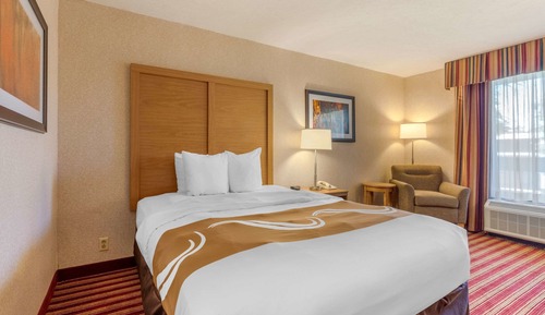Standard Room, 1 Queen Bed, Non Smoking