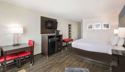 Room, 1 Queen Bed, Accessible, Non Smoking