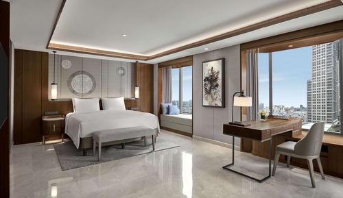 Premier Suite