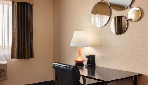 Room, 2 Queen Beds, Accessible, Non Smoking (Mobility Accessible)