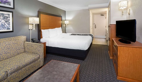 Deluxe Room, 1 King Bed, Non Smoking