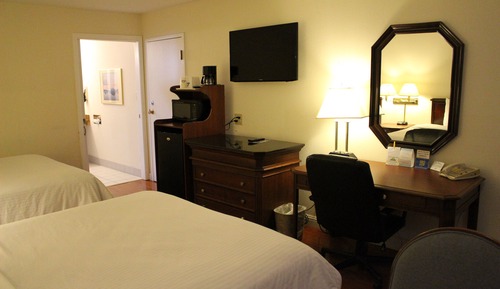 Room, 2 Queen Beds, Accessible, Non Smoking (Mobility)
