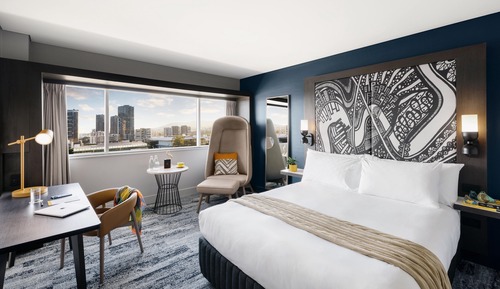 Premium Room, 1 King Bed