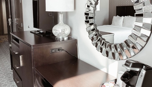 Suite, 1 King Bed