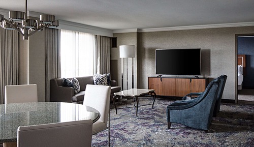 Room, Multiple Beds (Parlor)