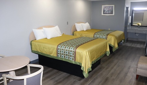 Room, 2 Queen Beds, Non Smoking