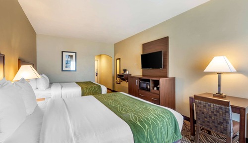 Standard Room, 2 Queen Beds, Non Smoking
