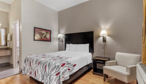 Deluxe Room, 1 Queen Bed, Non Smoking