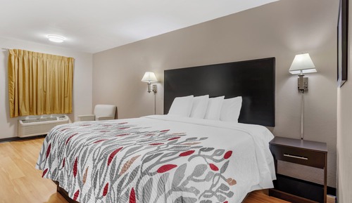Superior Room, 1 King Bed, Smoking