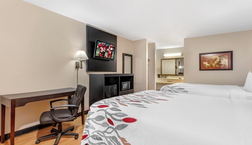 Deluxe Room, 2 Queen Beds, Non Smoking