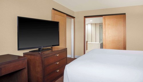 Suite, 1 King Bed (Conference)