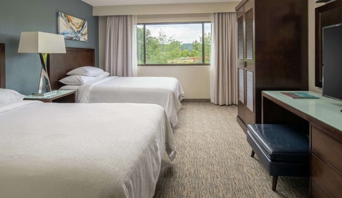 2 Double Beds, 1 Bedroom Mobility Access (Accessible Tub)