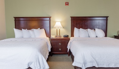 Two Queen Bed, One Bedroom Suite, Non-smoking