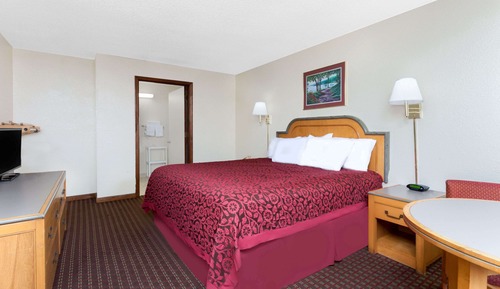 Room, 1 Queen Bed, Accessible