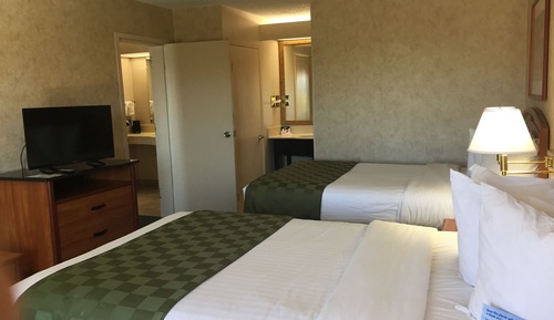 Suite, 2 Double Beds, Non Smoking (One-Bedroom)