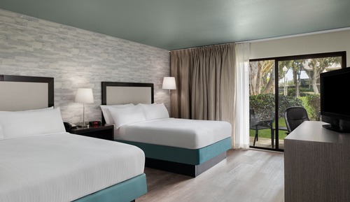 Standard Room, 2 Queen Beds, Terrace, Courtyard View