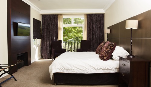 Twin Room (Vineyard)