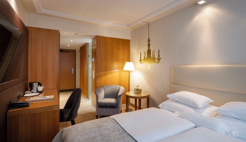 Room (Smart & Cosy)