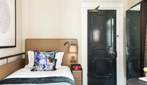 1 Snug Single Bed