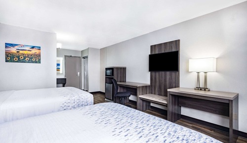 Room, 2 Queen Beds, Non Smoking