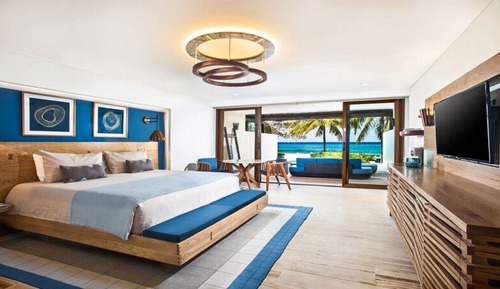 Premium Room, 1 King Bed, Accessible