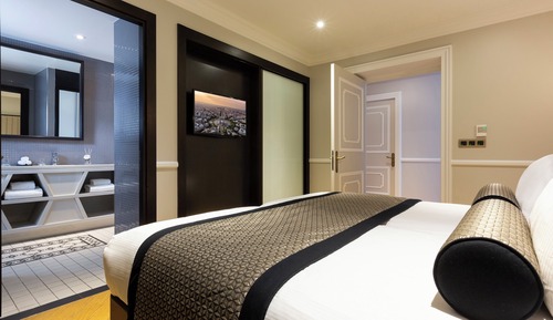 Suite (The Eiffel Tower)