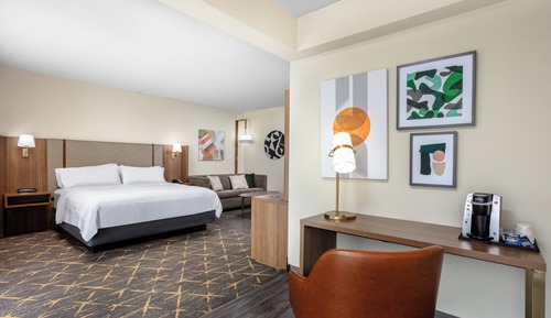 Suite, 1 King Bed (Study Area)