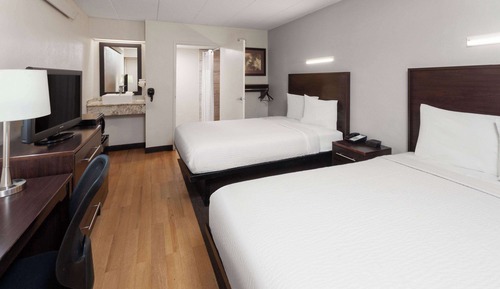 Room, 2 Double Beds, Accessible, Non Smoking (Mobility, Roll-In Shower)