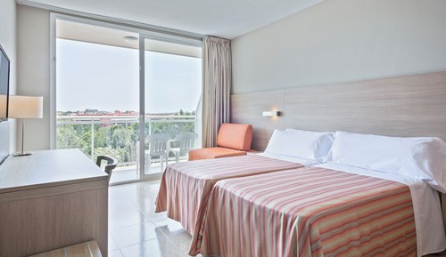 Triple Room (3 adults)