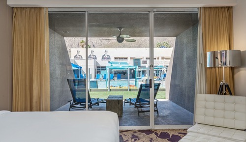 Superior Room, 2 Queen Beds, Pool View (Premium 2 Queen Pool Front Patio)