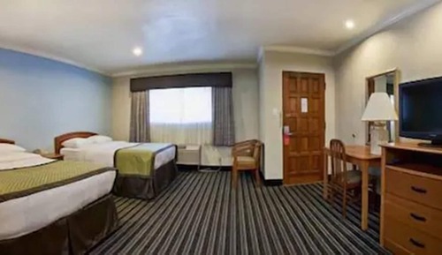 Standard Room, 2 Double Beds