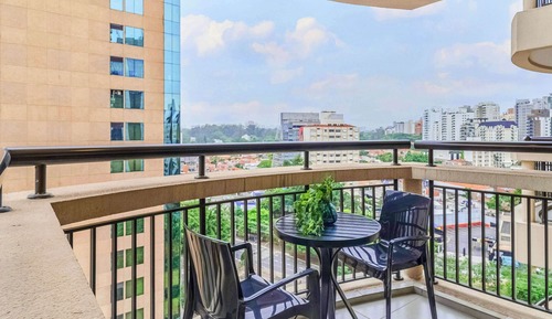 Superior Room, 1 King Bed, Balcony