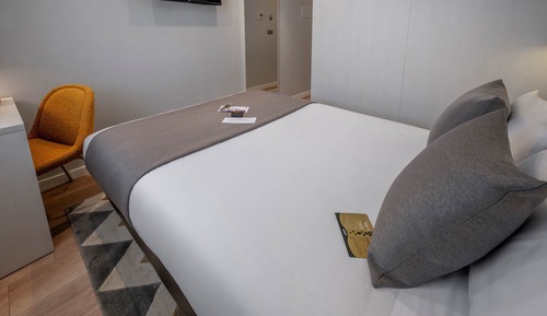 Single Room (Small)
