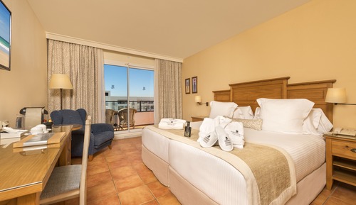 Double or Twin Room, Sea View (2 adults and 2 children)