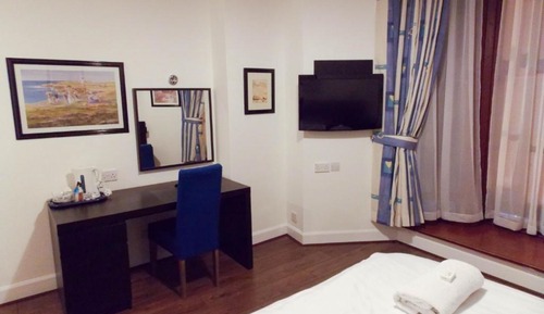 Superior King Room