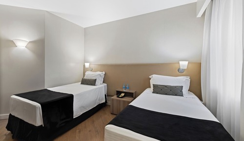 Suite, 2 Bedrooms, Kitchen