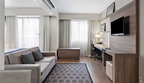 Studio Suite, 1 Queen Bed, Kitchen (Mid Floor)