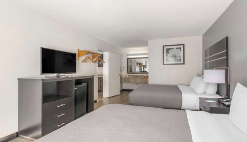 Suite, Multiple Beds, Non Smoking