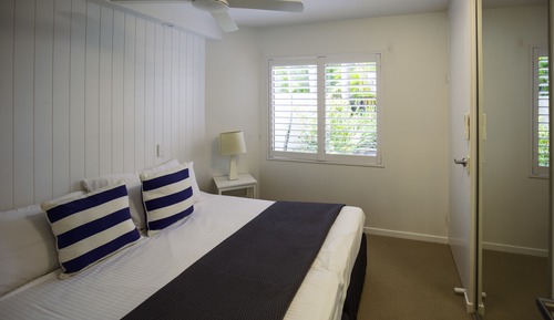 Superior One Bedroom Apartment