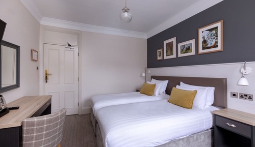 Standard Twin Room