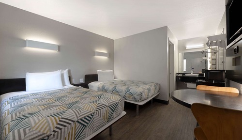 Standard Room, 2 Double Beds, Non Smoking