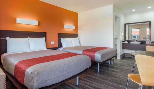 Standard Room, 2 Double Beds, Non Smoking