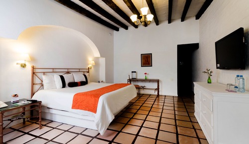 Room, 1 King Bed (Preferencial)