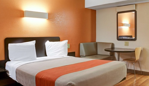Standard Room, 2 Queen Beds, Non Smoking
