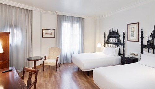 Superior Twin Room
