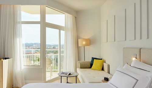Deluxe Room, Garden View